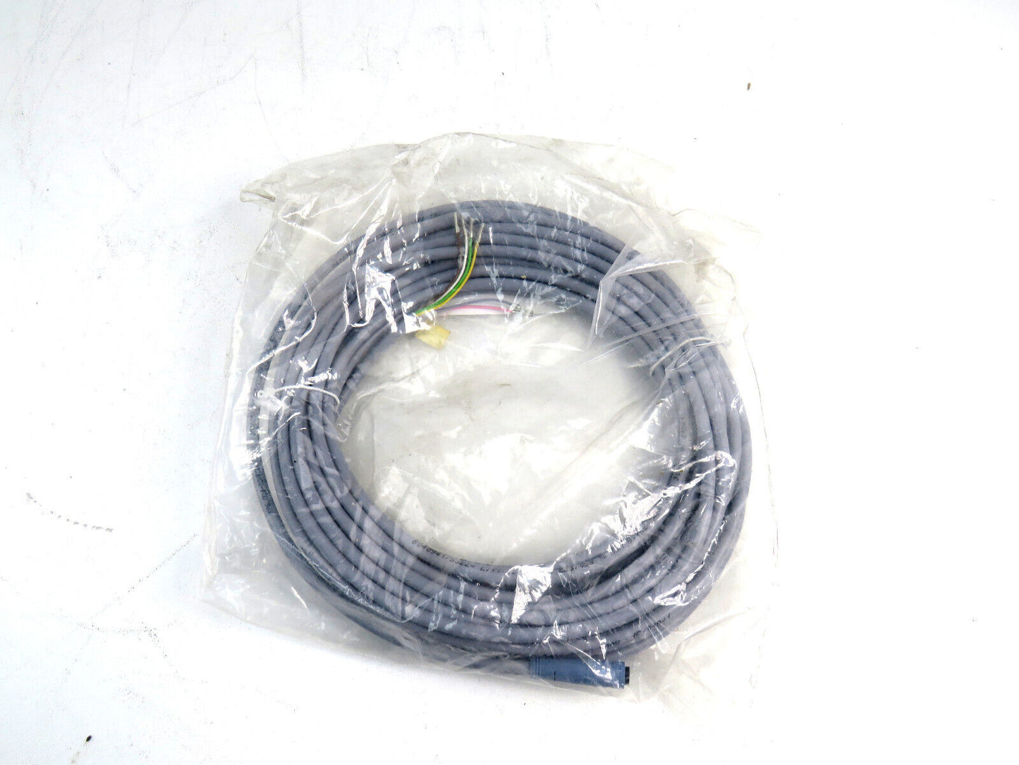 Schmersal  101206012 A-K6P-M8-R-G-10M-GY-1-X-A-4  Cable     New