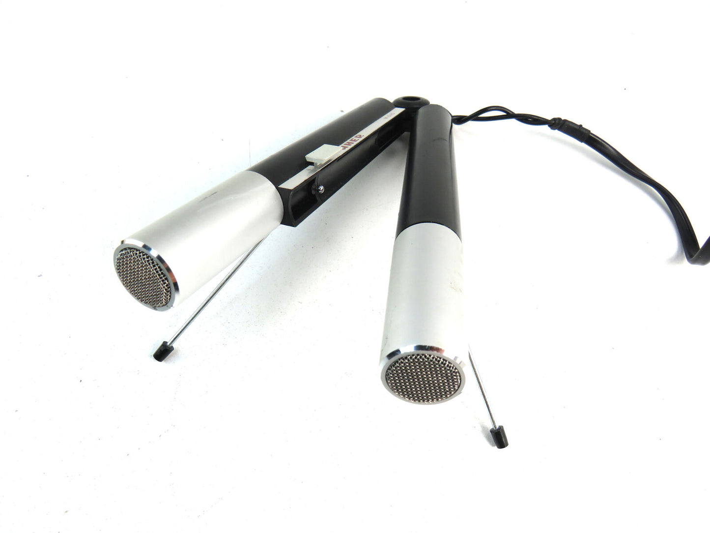 UHER  M 640 DYNAMIC MICROPHONE