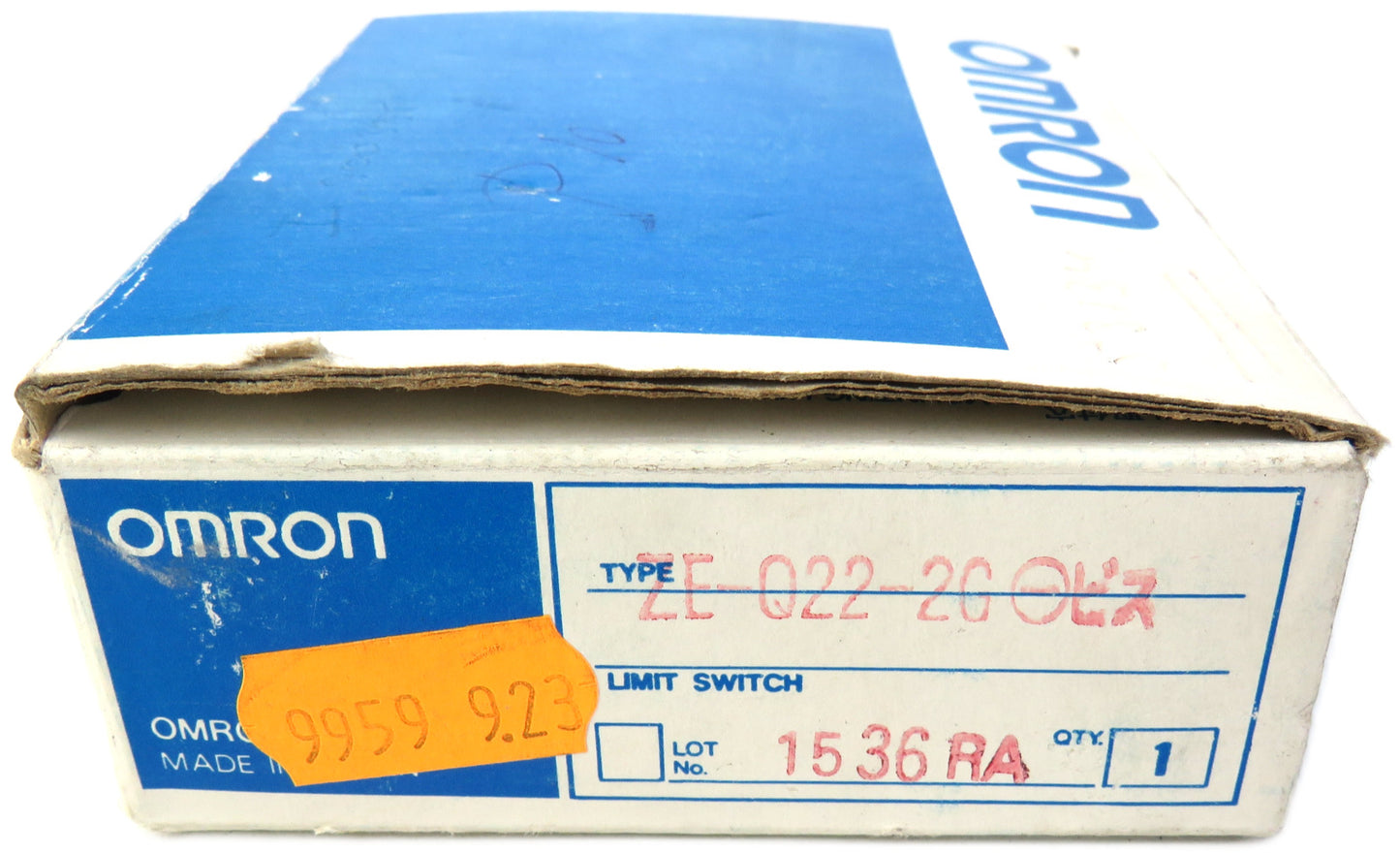 OMRON ZE-Q22-2G Limit Switch     New