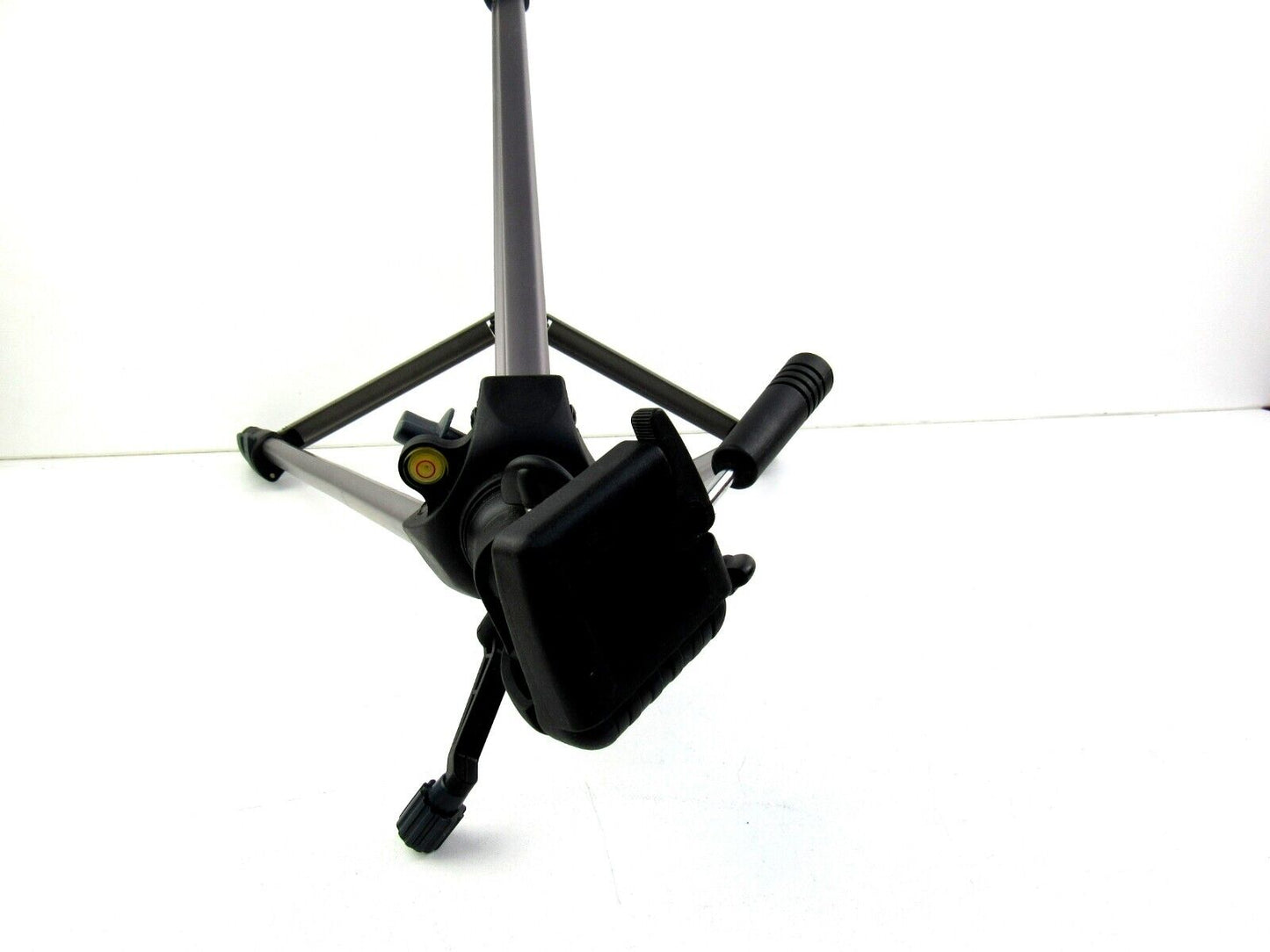 Vanguard VT-158 CAMERA STAND QS-29 CONNECTION  tripod