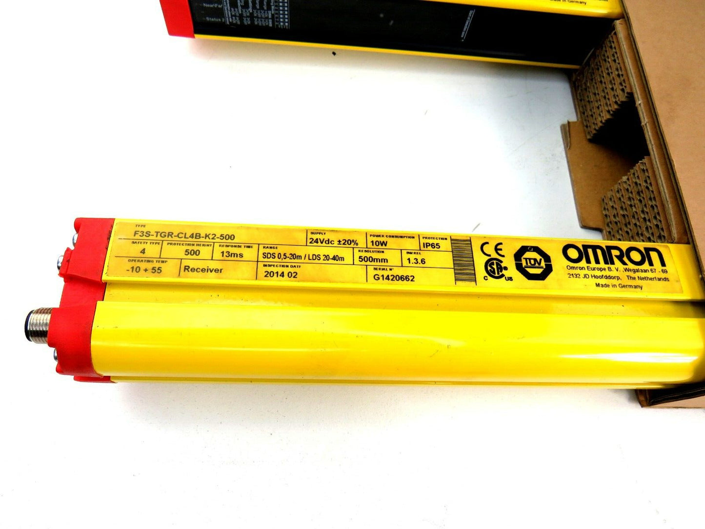 OMRON Safety Light Curtain, PL e, Level 4,2, 500 mm, 40m pair F3S-TGR-CL4-K2-500