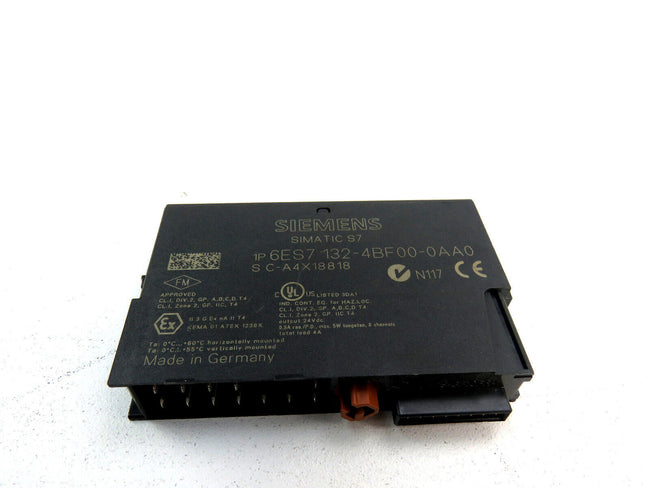 SIEMENS  6ES7132 4BF00 0AA0 Output Module