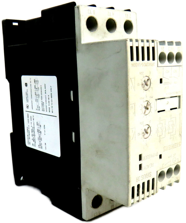 SIEMENS  3RW3026-1AB04 SIRIUS Soft Starter / 3RW30261AB04