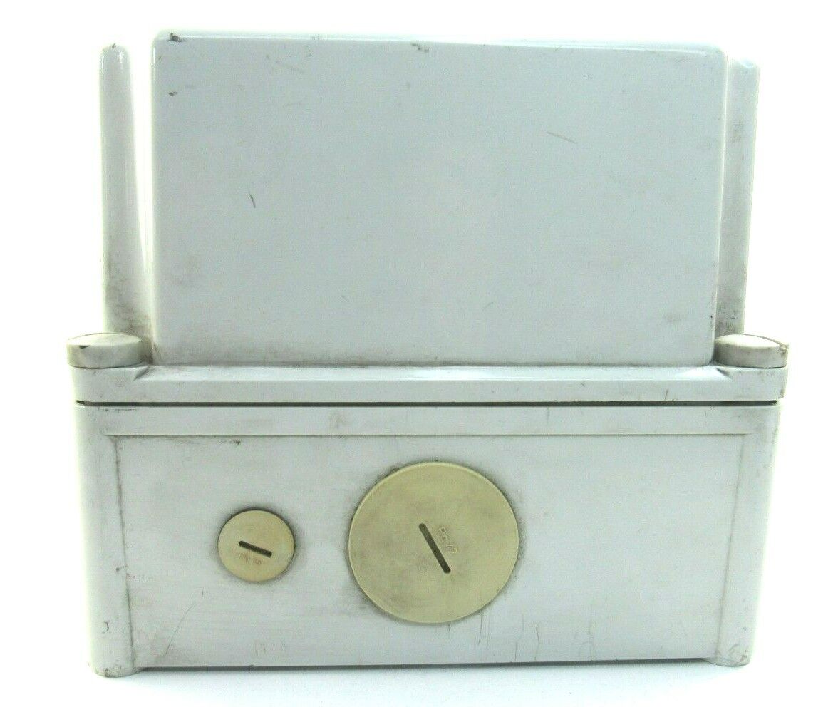 Mennekes 5691AB WALL BOX New