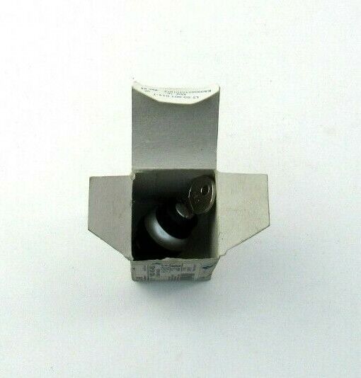 Moeller Eaton Type M22-WS-MS2 Key Button 111790 NEW