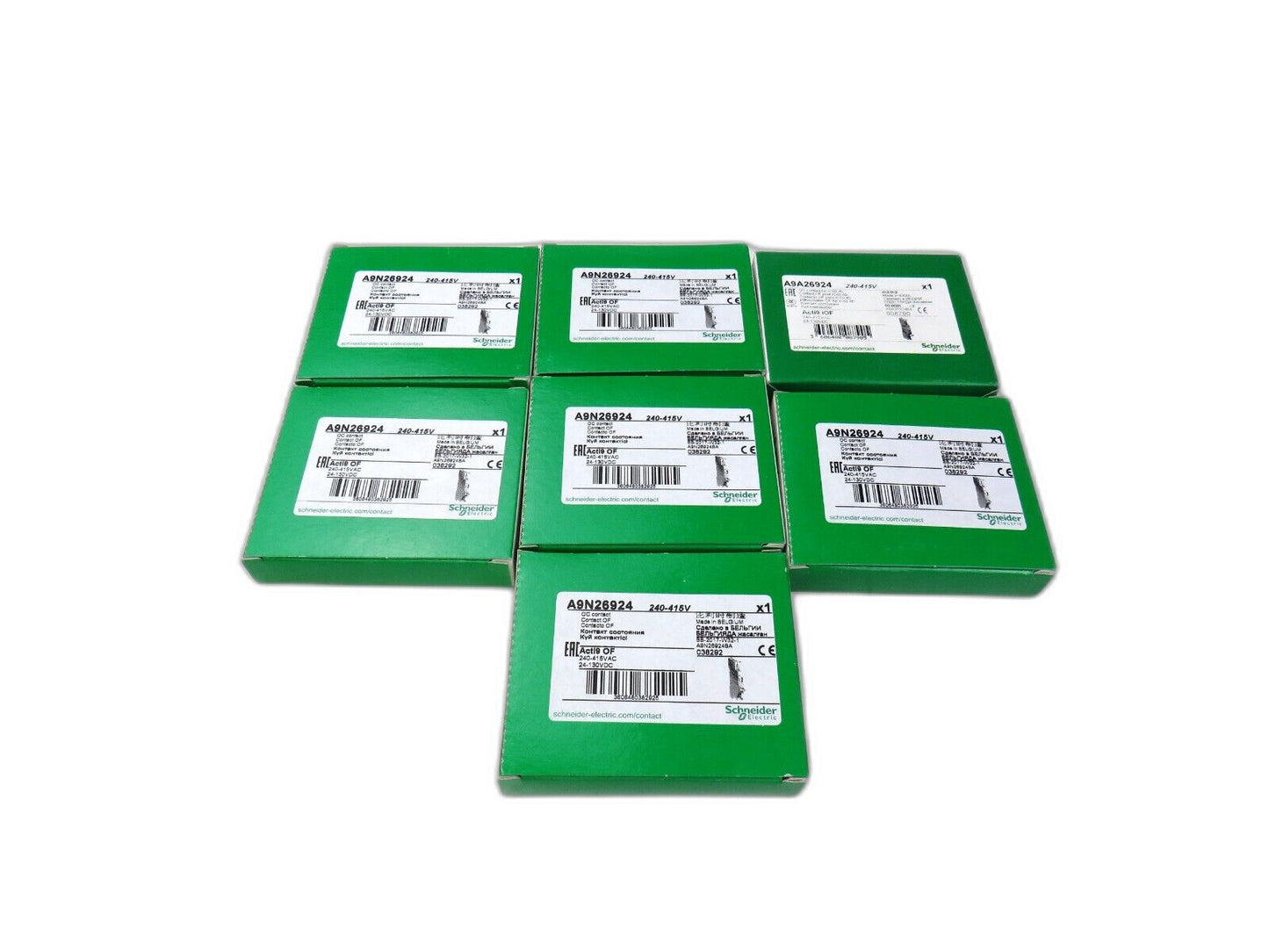 Schneider Electric  A9N26924   Lot of 7 New