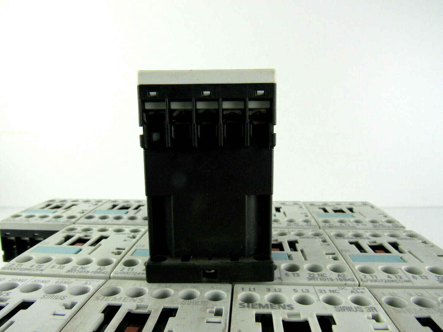 Lot of 15 SIEMENS 3RT1015-1BB42, Power Contactor Relay