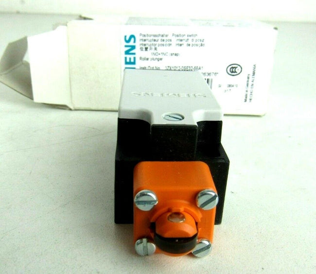 Siemens 3SE2-200-1D Slim Position Limit Switch w/ Roller