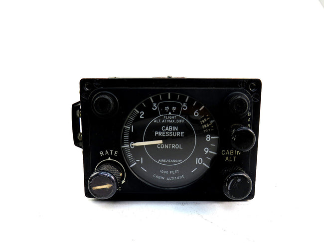 Airesearch CABIN PRESSURE CONTROL BOING 707 O9VC6-14-1