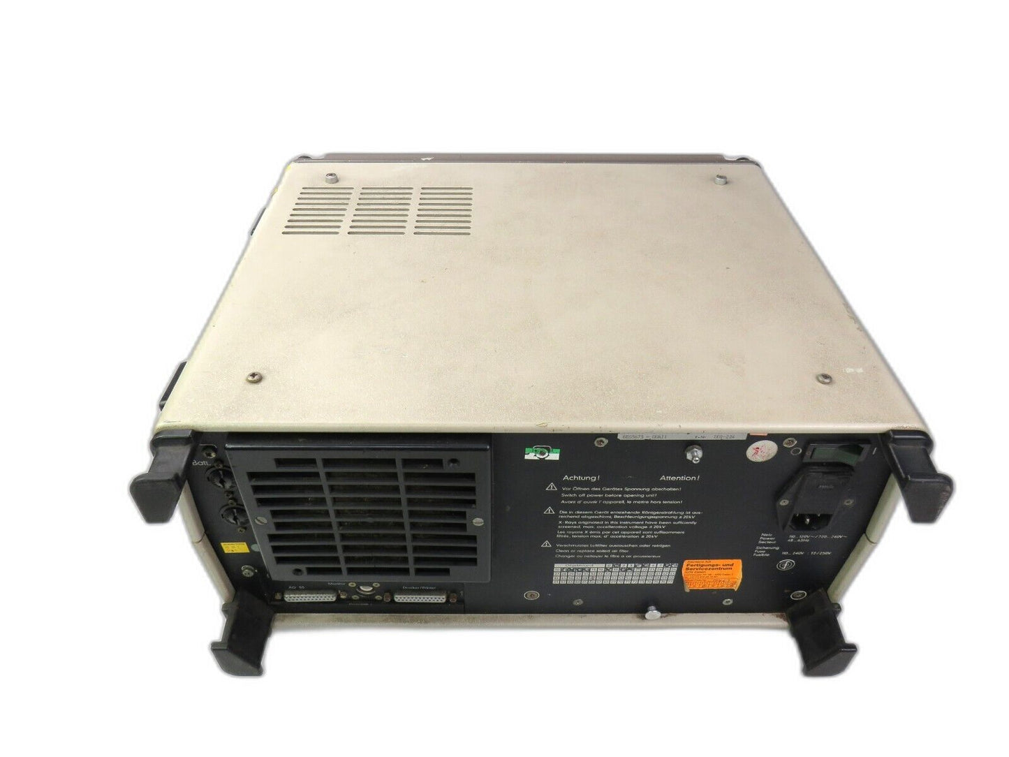 SIEMENS  6ES5675-0UA11 6ES5675-0UA11 6ES5675-OUA11 SIMATIC S5 PG 675