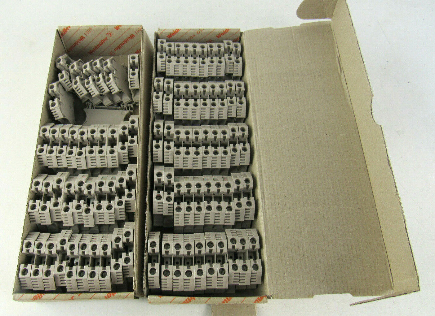 NEW Weidmuller wdu 10 1020300000 TERMINAL BLOCKS 600V  (85pcs)